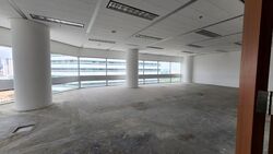 Gateway West (D7), Office #633725531